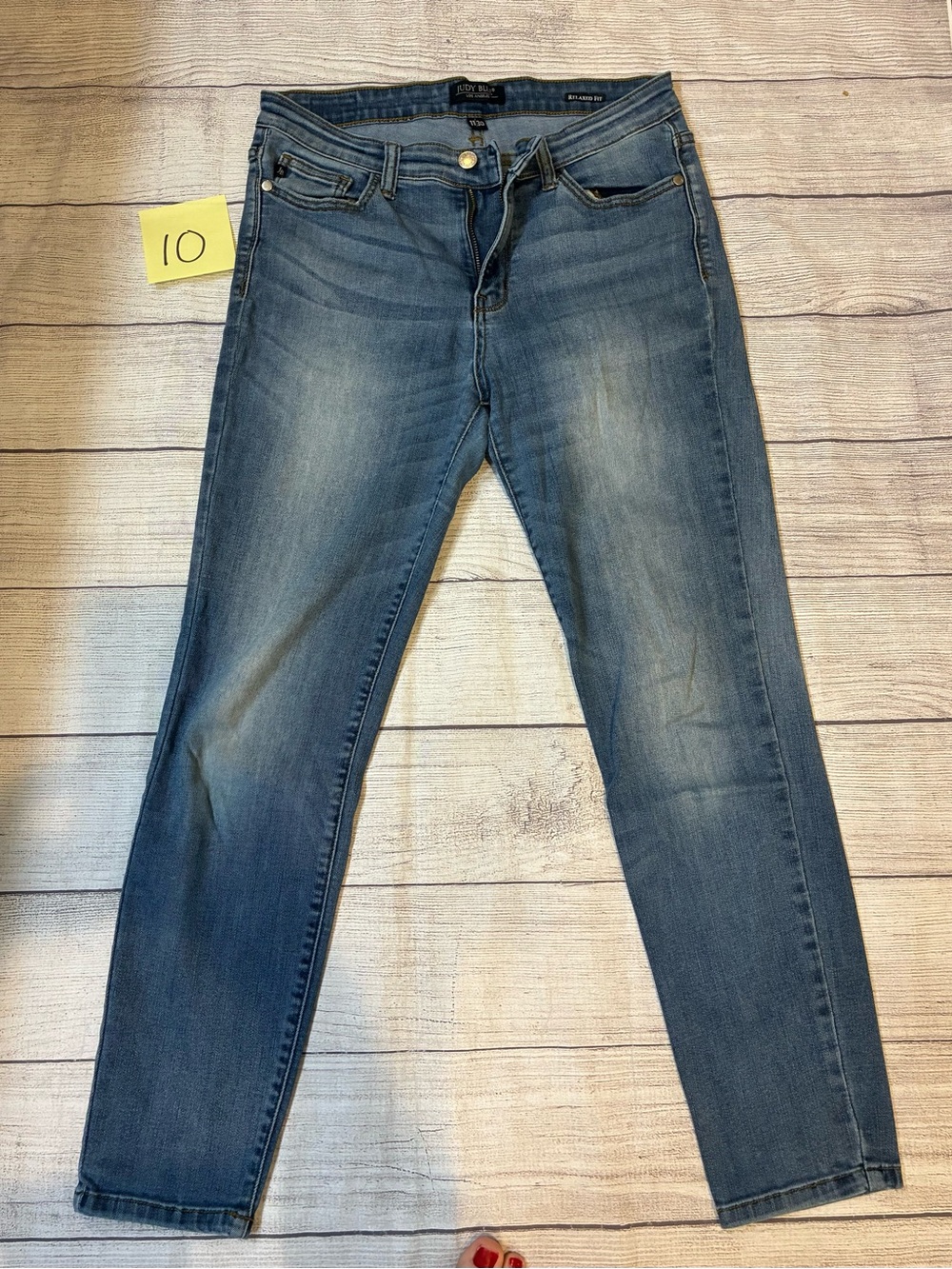 Judy Blue Medium Blue Relaxed Fit Jeans